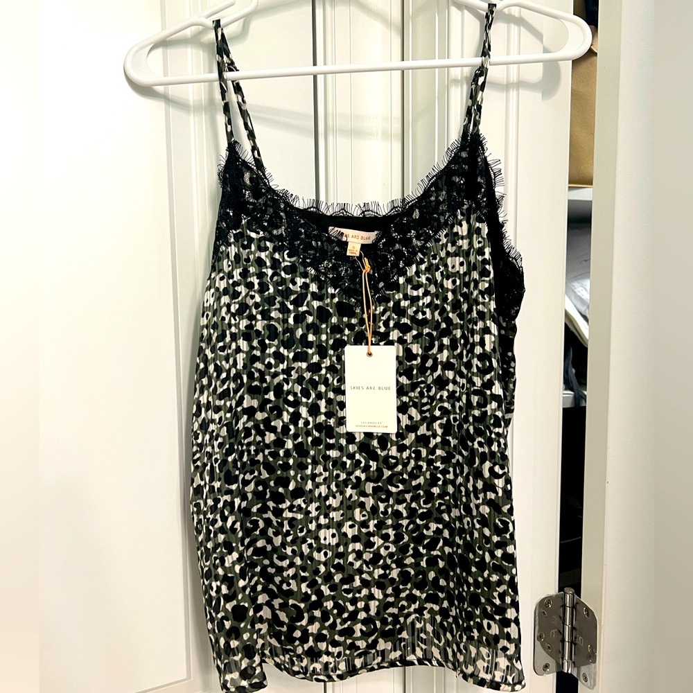 Skies Are Blue - Cheetah Leopard Animal Print Tank Top in Black and White - NWT